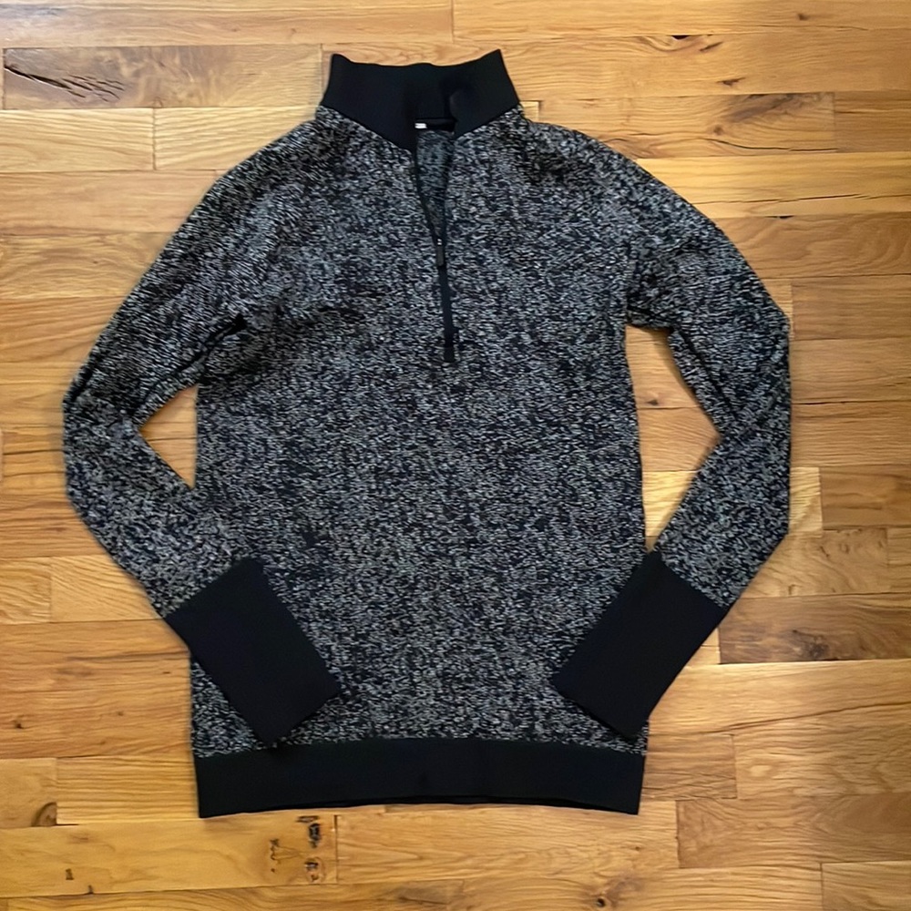 Women’s Lululemon Half Zip